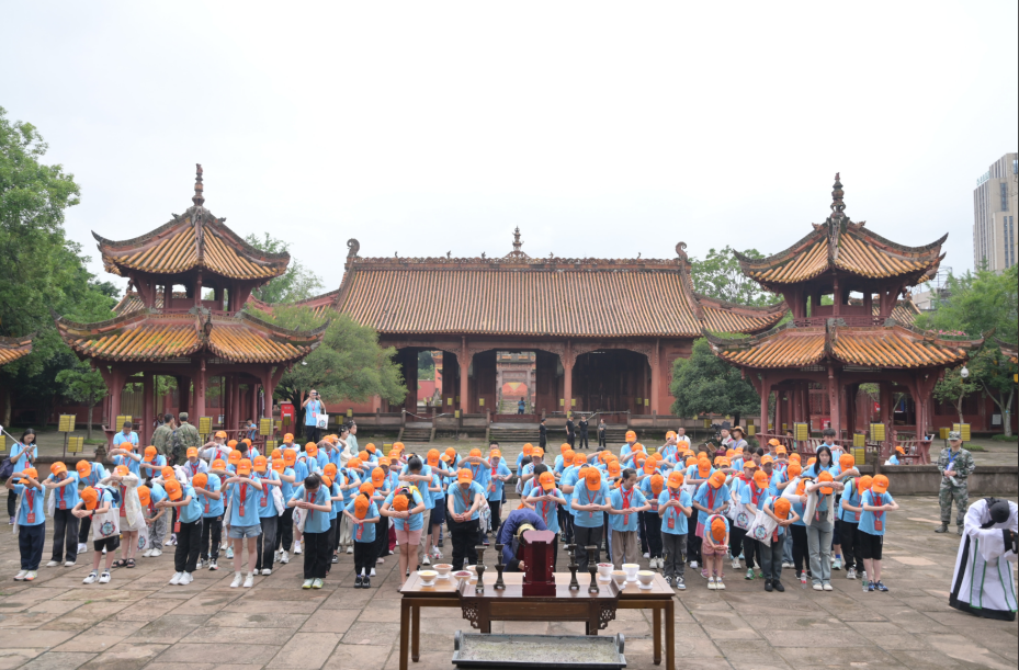 德阳市博物馆举行“探秘古蜀文明感受中国智造” 全省各族青少年夏令营活动(图5)