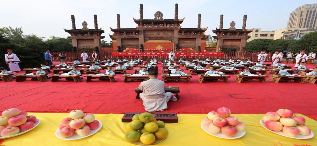 2025年德阳文庙：祭孔雅韵与国庆华章相遇，共赴一场文化盛宴！(图10)