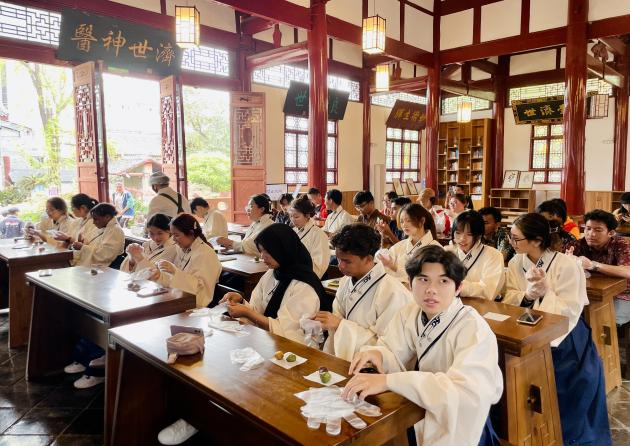 文庙不打烊 潮玩在德阳 川超、春假、清明——德阳文庙邀您奔赴一场千年文化之旅!(图14) 文庙不打烊 潮玩在德阳 川超、春假、清明——德阳文庙邀您奔赴一场千年文化之旅!(图14)