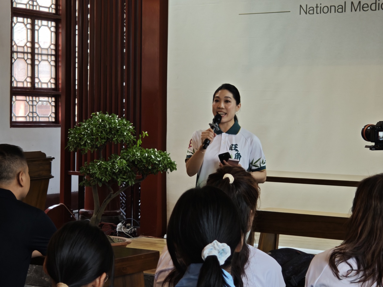 礼敬先师 情系中华｜旺角区少年警讯香港青年研习团走进德阳文庙(图14)