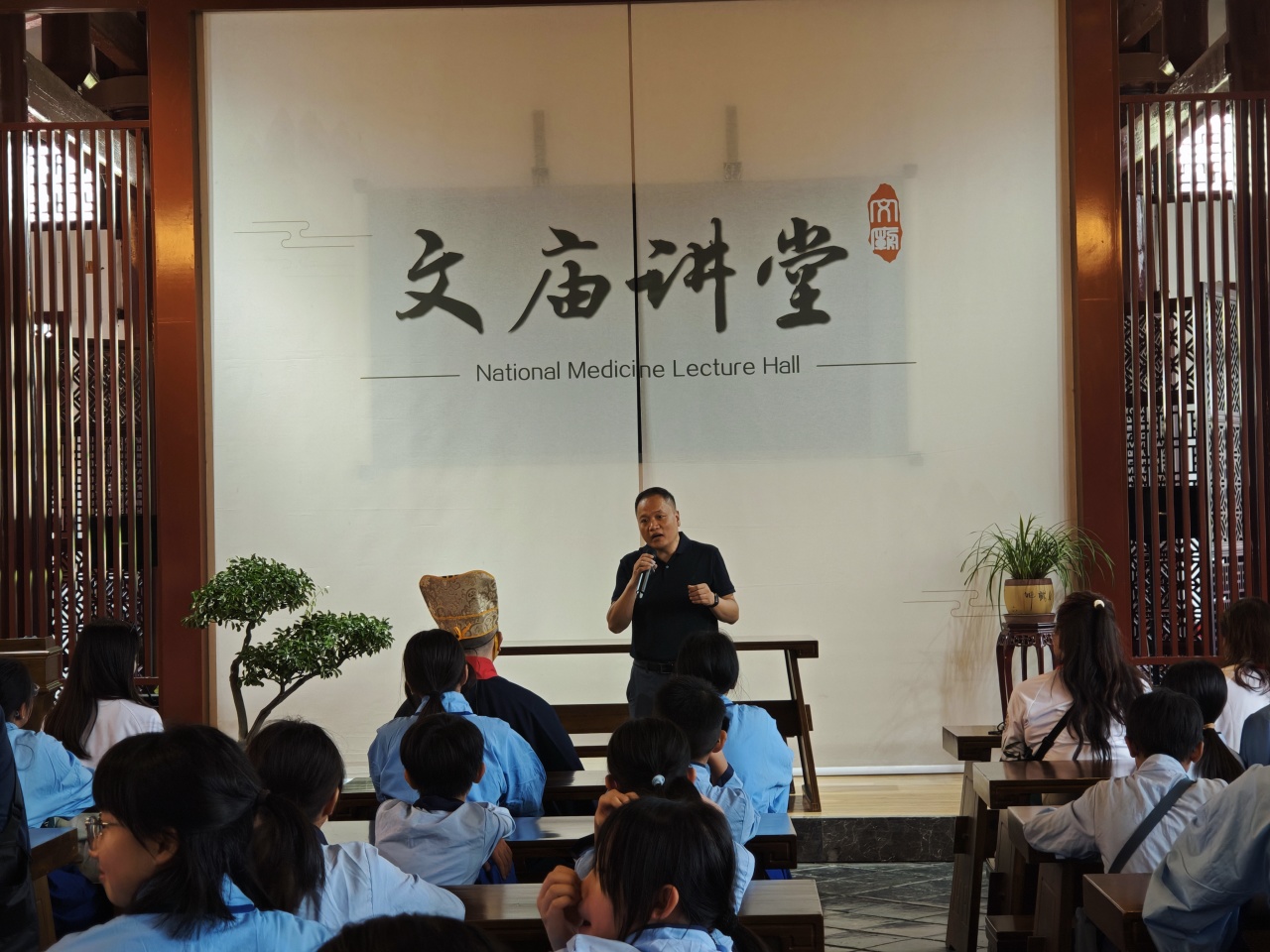 礼敬先师 情系中华｜旺角区少年警讯香港青年研习团走进德阳文庙(图13)