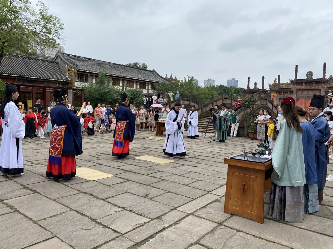 在德阳文庙 穿汉服 祭先贤 过端午(图18)